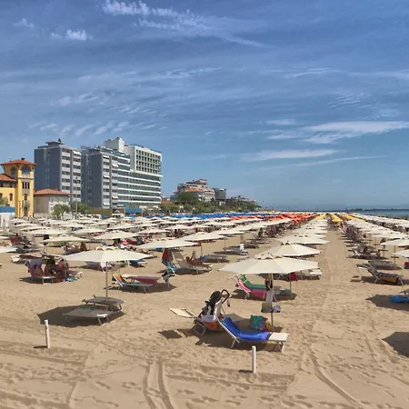 Magnolia Apartment *